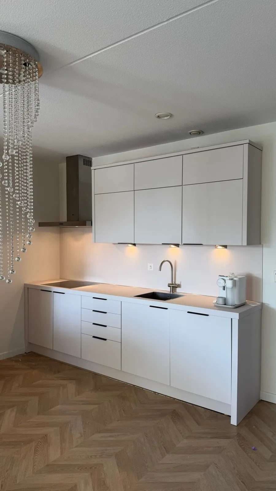 Keuken wrap renovatie in Zaandam: Van ontevreden naar verbluft