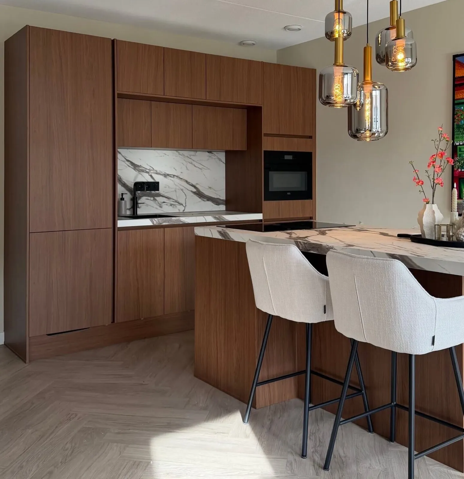 Keuken wrappen in Mijdrecht: een warme Japandi make-over